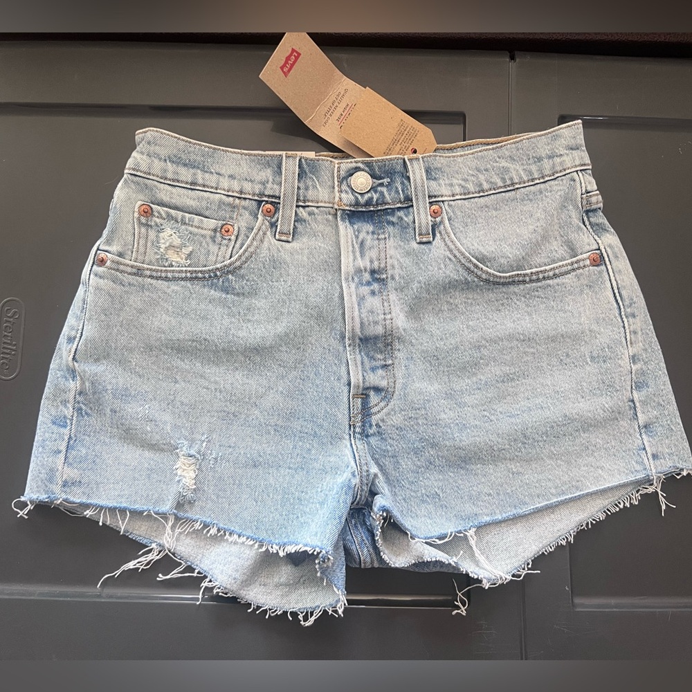 Levi’s 501 high rise cut off denim shorts
